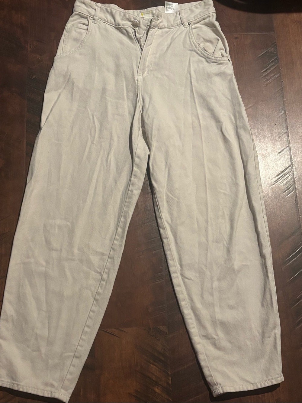 H&M Women’s White Jeans - Straight Leg